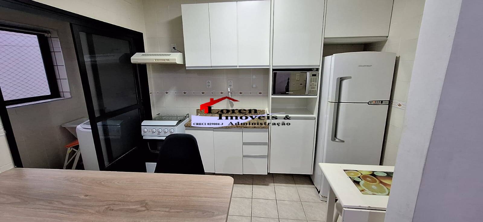 Apartamento à venda com 1 quarto, 55m² - Foto 2