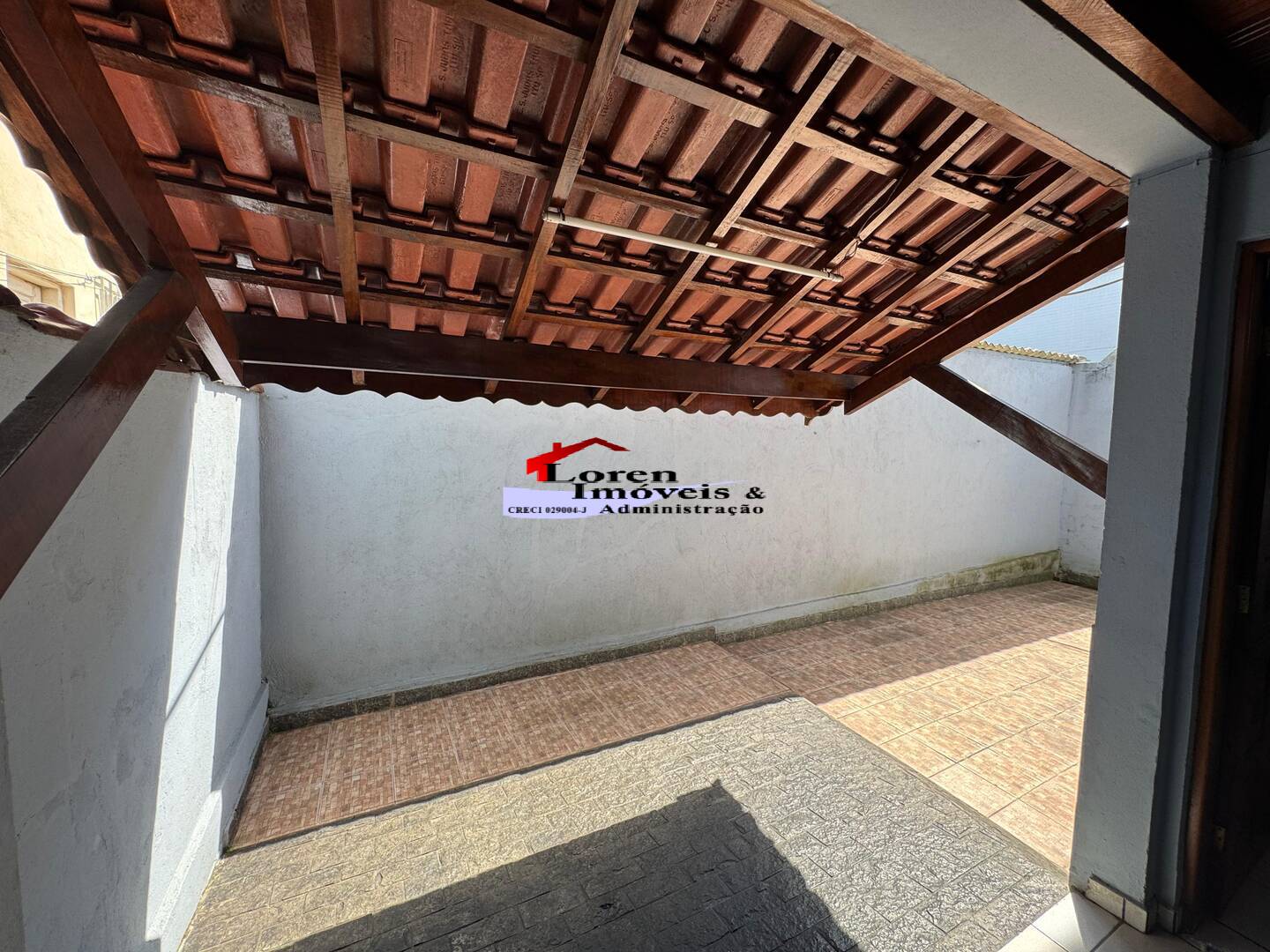 Sobrado à venda com 2 quartos, 250m² - Foto 14