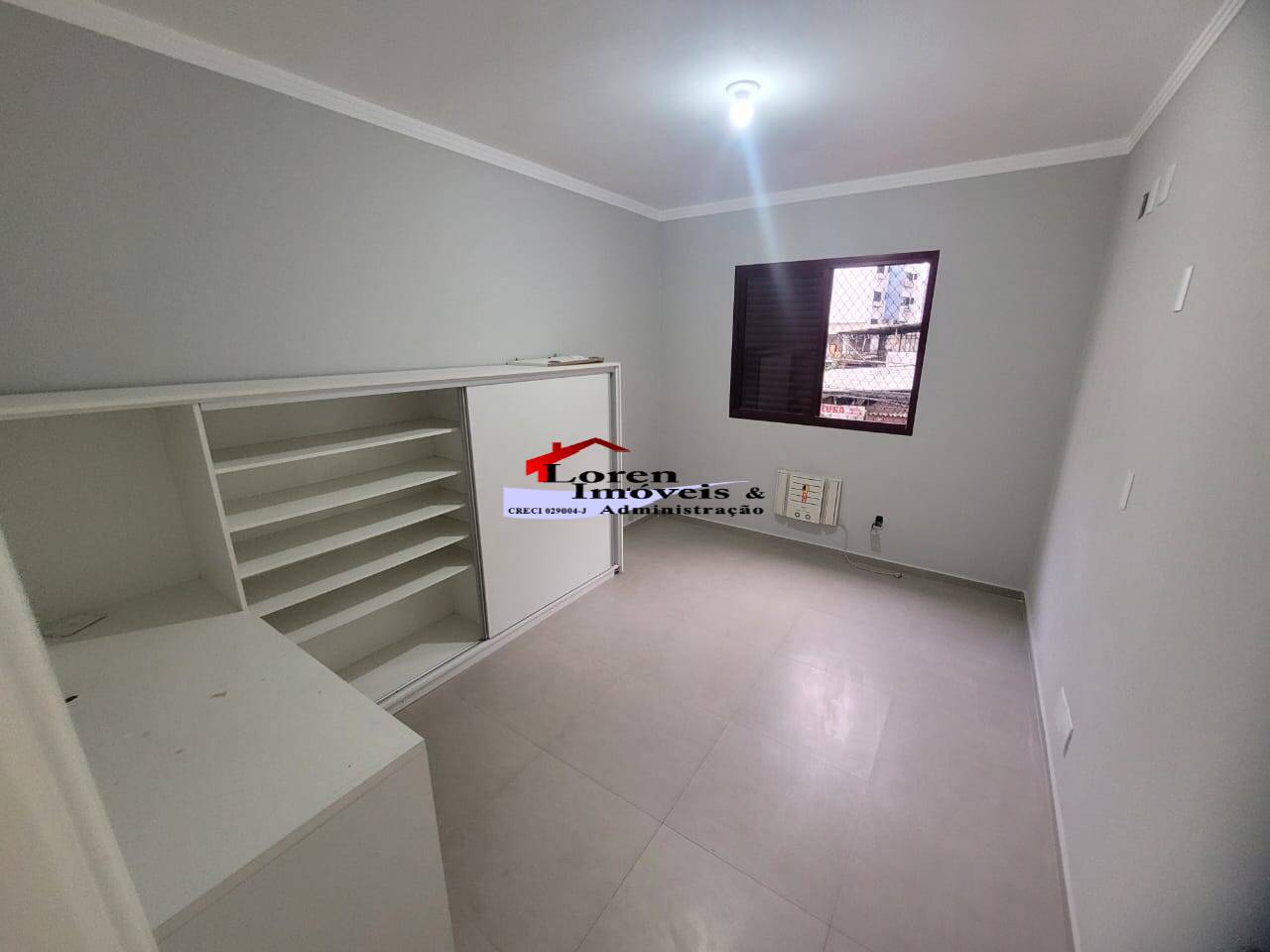 Apartamento à venda com 2 quartos, 70m² - Foto 11