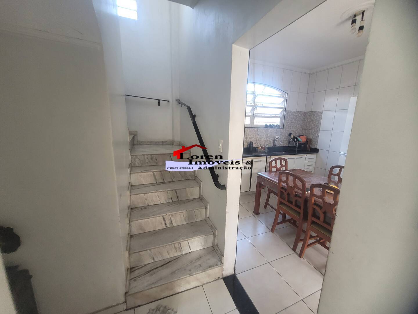 Sobrado à venda com 2 quartos, 120m² - Foto 4