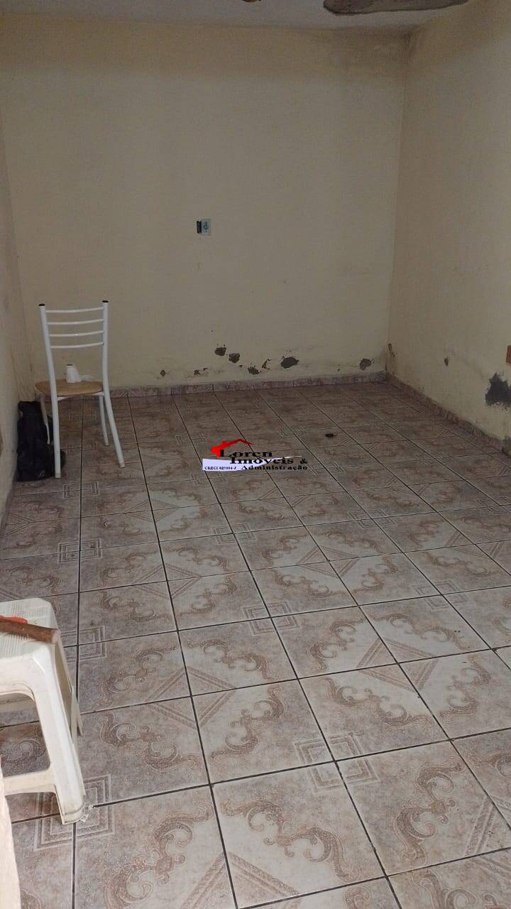 Sobrado à venda com 3 quartos, 60m² - Foto 1