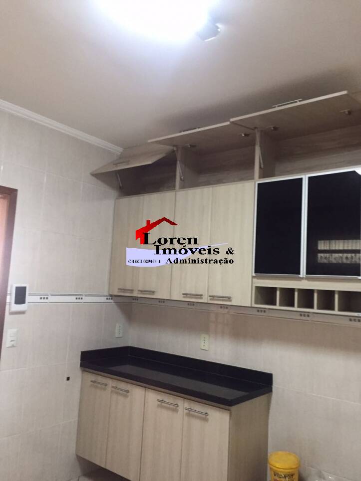 Sobrado à venda com 2 quartos, 128m² - Foto 4