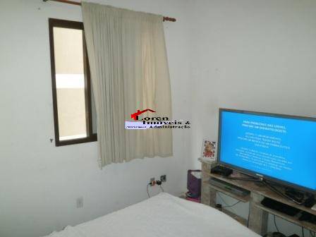 Apartamento à venda com 2 quartos, 75m² - Foto 14