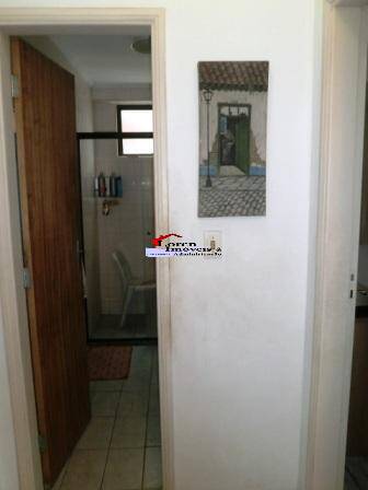 Apartamento à venda com 2 quartos, 75m² - Foto 15