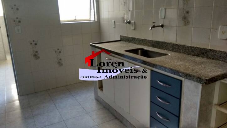 Apartamento à venda com 2 quartos, 70m² - Foto 3