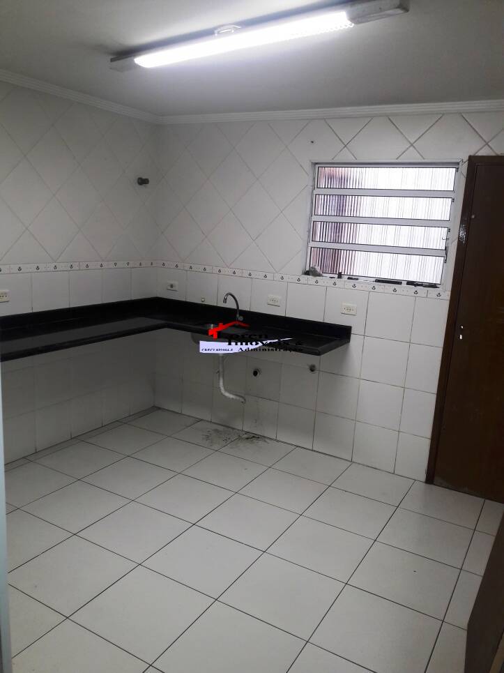 Sobrado à venda com 2 quartos, 80m² - Foto 1