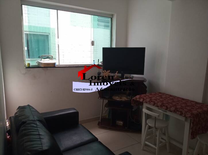 Apartamento à venda com 2 quartos, 70m² - Foto 2