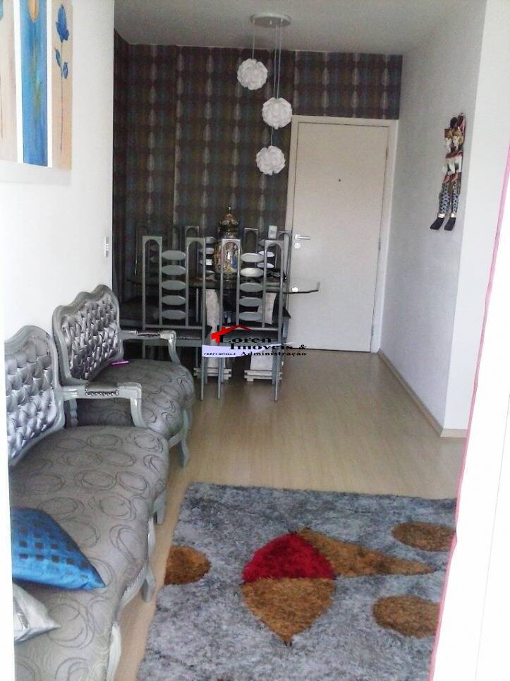 Apartamento à venda com 2 quartos, 62m² - Foto 2