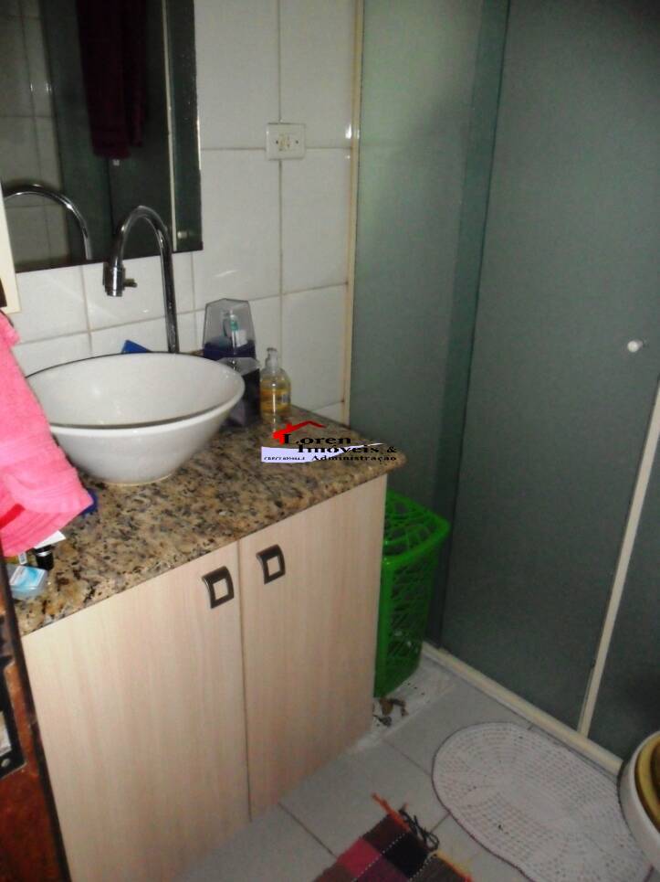 Apartamento à venda com 2 quartos, 60m² - Foto 2