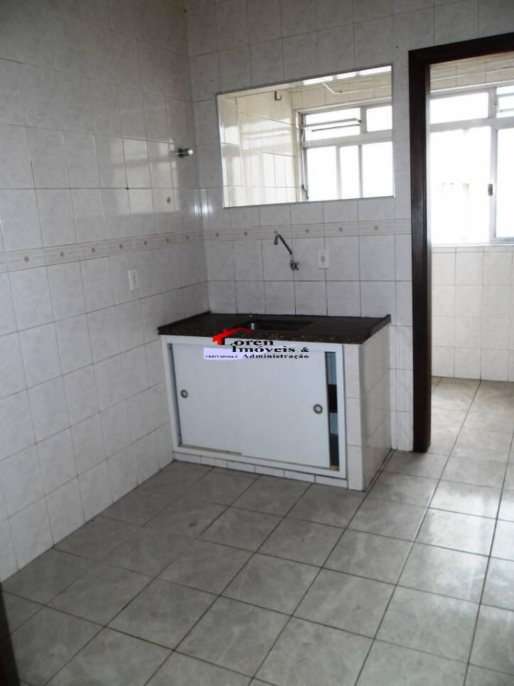 Apartamento à venda com 1 quarto, 50m² - Foto 2